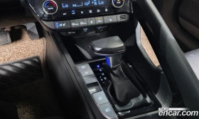 Hyundai Elantra 1.6 LPi Modern, снимка 9