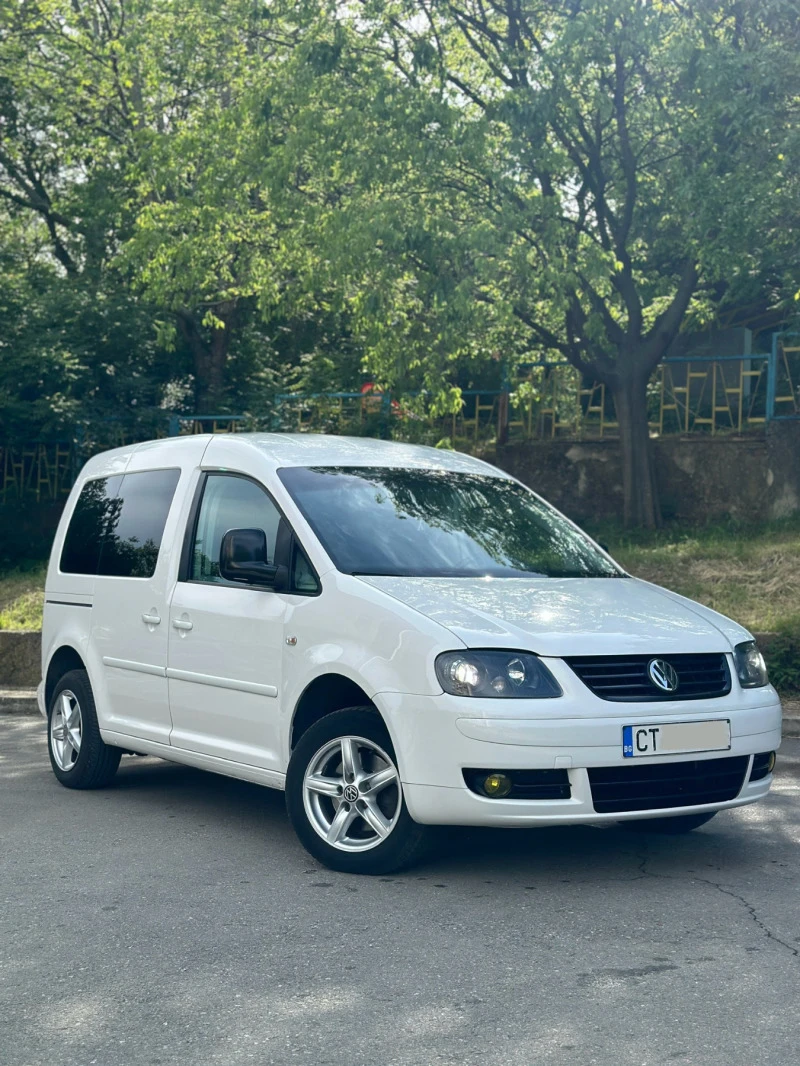 VW Caddy 2.0i LPG 6-скорости, снимка 3 - Автомобили и джипове - 44808380