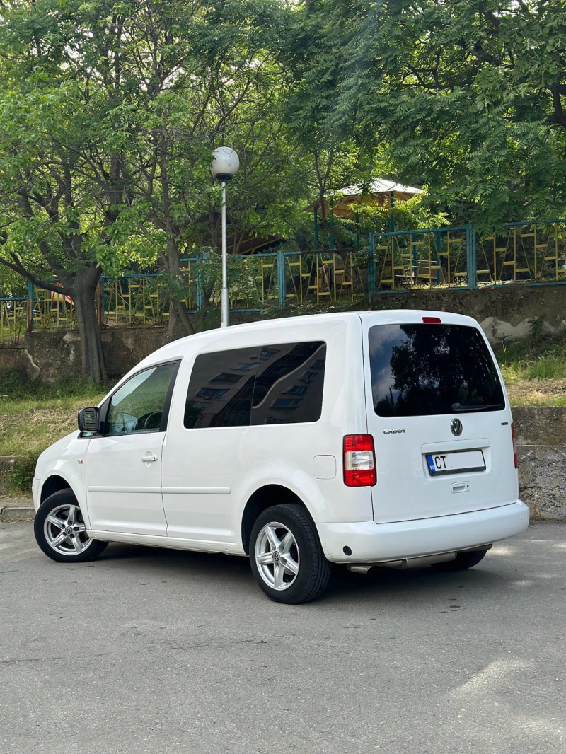 VW Caddy 2.0i LPG 6-скорости, снимка 5 - Автомобили и джипове - 44808380