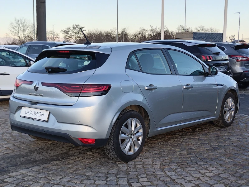 Renault Megane 1.5 dCi /115 к.с., снимка 5 - Автомобили и джипове - 48630388