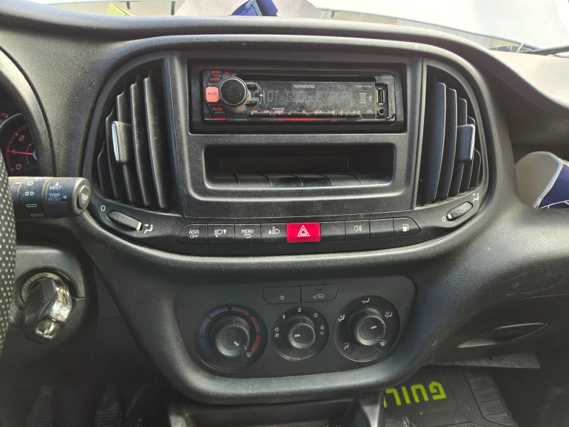 Fiat Doblo, снимка 8 - Автомобили и джипове - 49570318