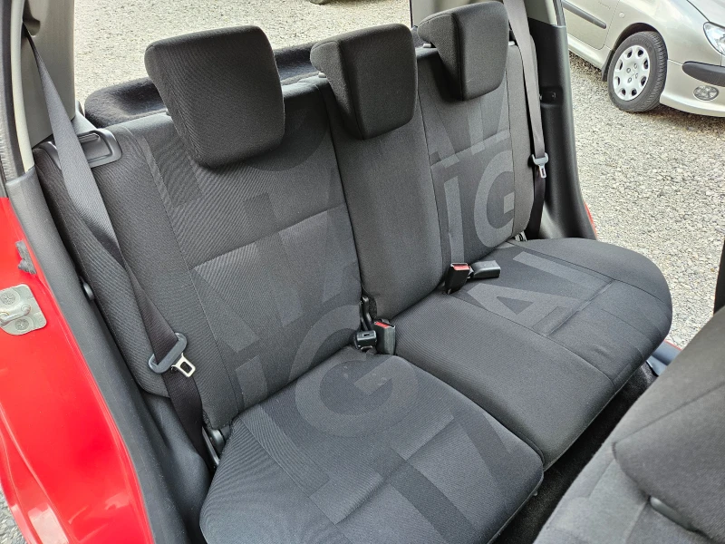 Opel Agila 1.0 бензин 65кс* Реални километри* , снимка 14 - Автомобили и джипове - 50023039