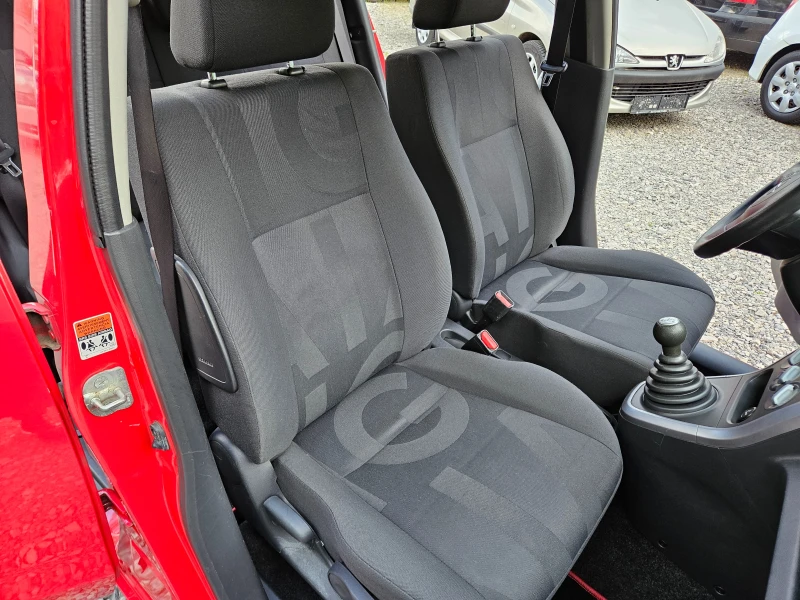 Opel Agila 1.0 бензин 65кс* Реални километри* , снимка 13 - Автомобили и джипове - 50023039