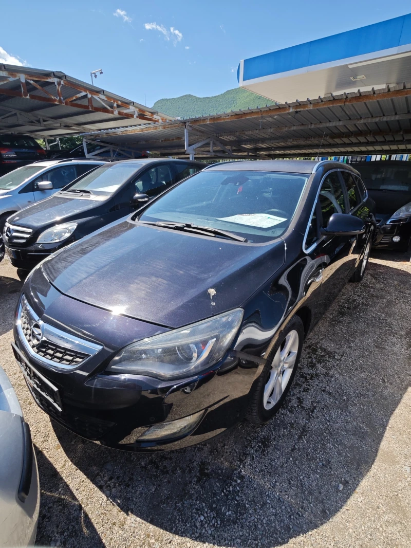 Opel Astra 2.0CDTI, снимка 16 - Автомобили и джипове - 50847864