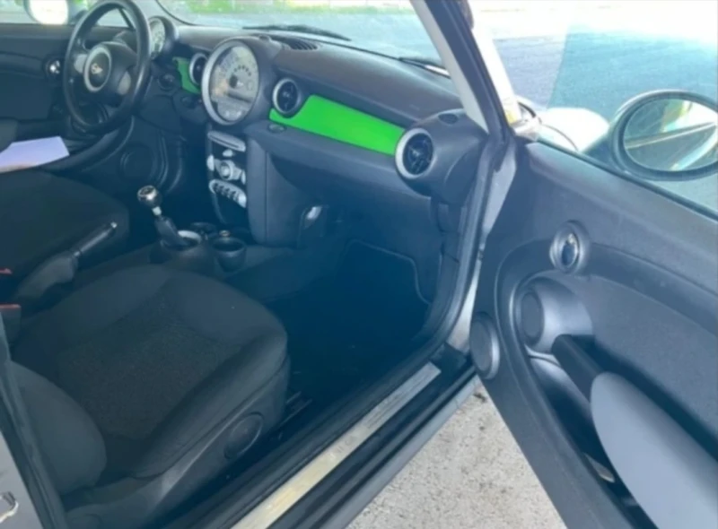 Mini One, снимка 4 - Автомобили и джипове - 52904803