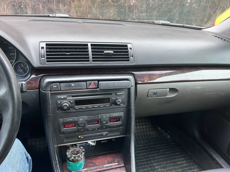 Audi A4, снимка 6 - Автомобили и джипове - 53277538