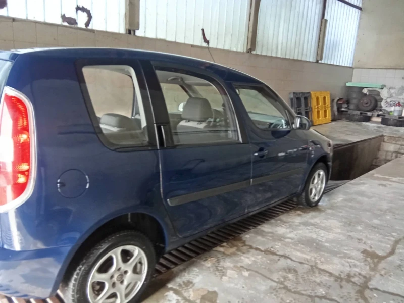 Skoda Roomster, снимка 6 - Автомобили и джипове - 53382809