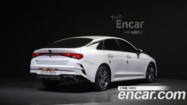 Kia K5 2.0, снимка 3 - Автомобили и джипове - 53965788