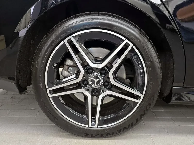 Mercedes-Benz CLA 250 4MATIC, снимка 5 - Автомобили и джипове - 55111324
