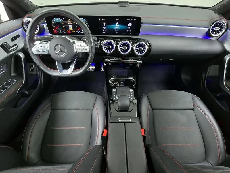 Mercedes-Benz CLA 250 4MATIC, снимка 7 - Автомобили и джипове - 55111324