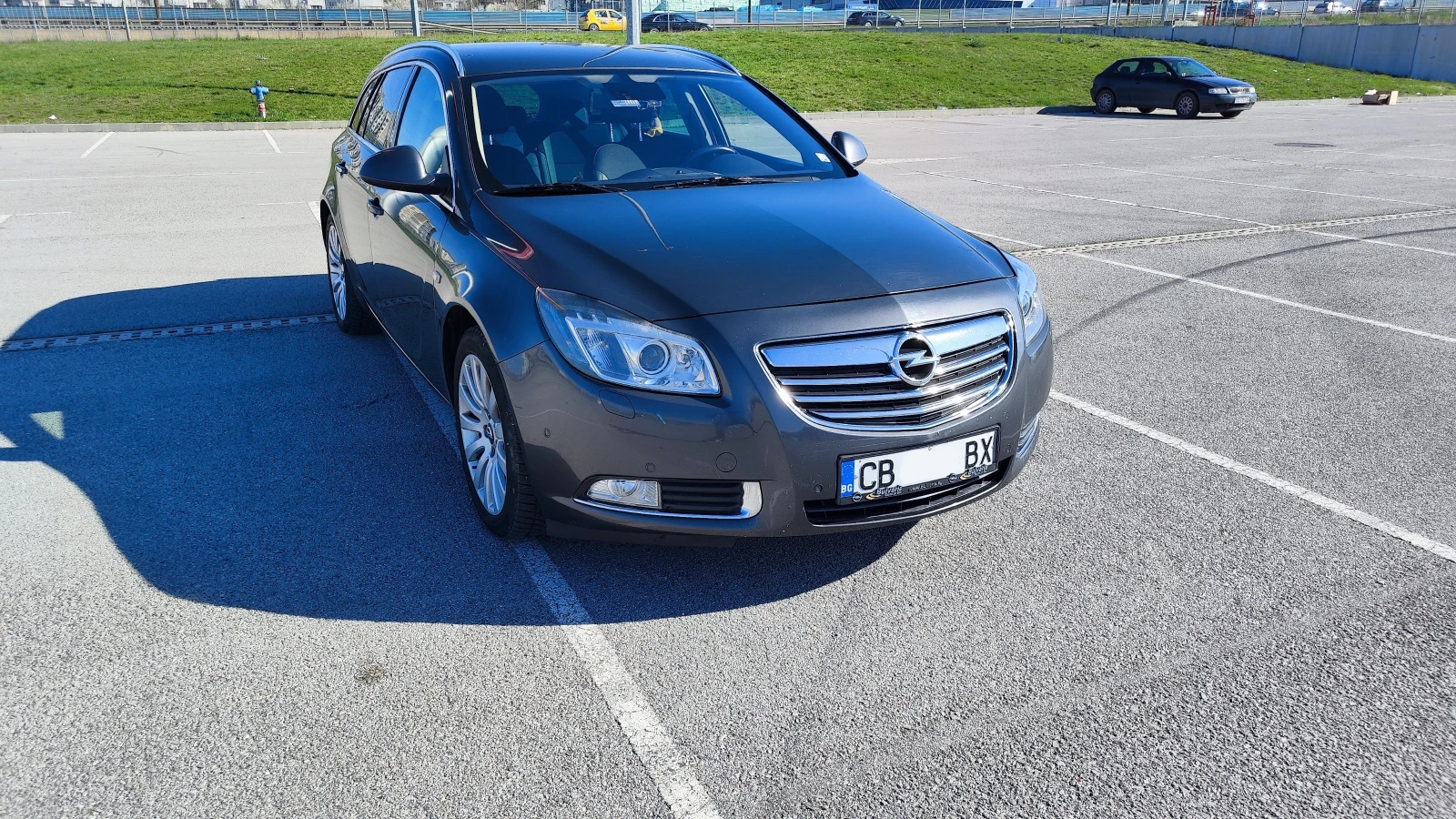 Opel Insignia 2.0 CDTI Sport Tourer Cosmo - изображение 8