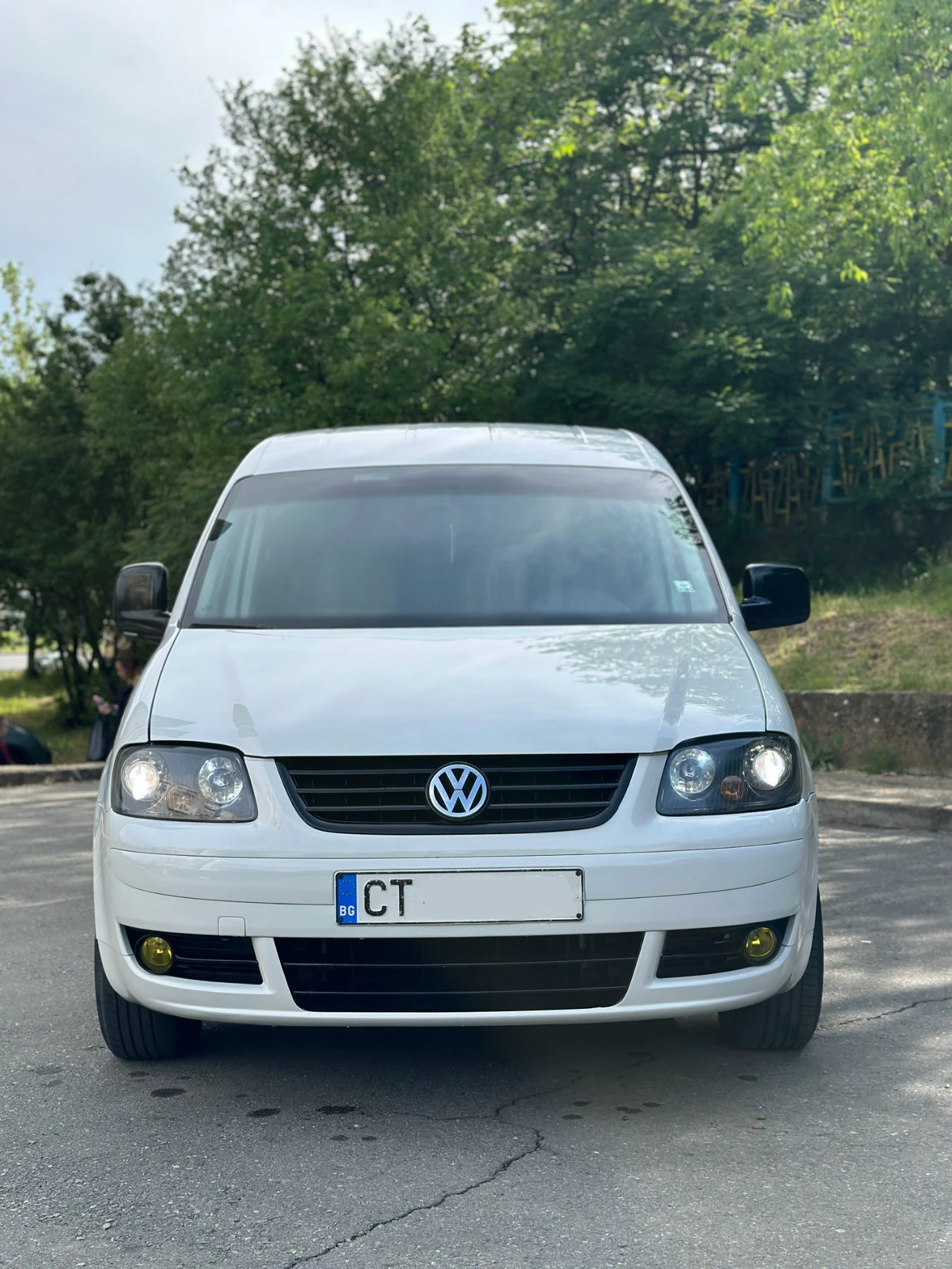 VW Caddy 2.0i LPG 6-скорости - изображение 2