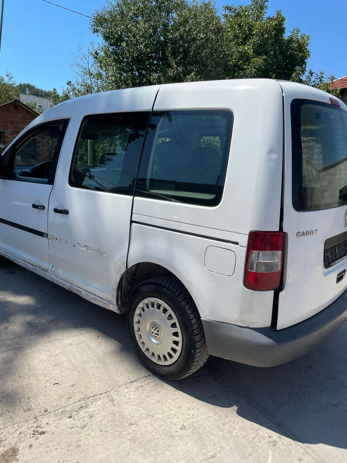 VW Caddy Life 2.0SDI - изображение 6