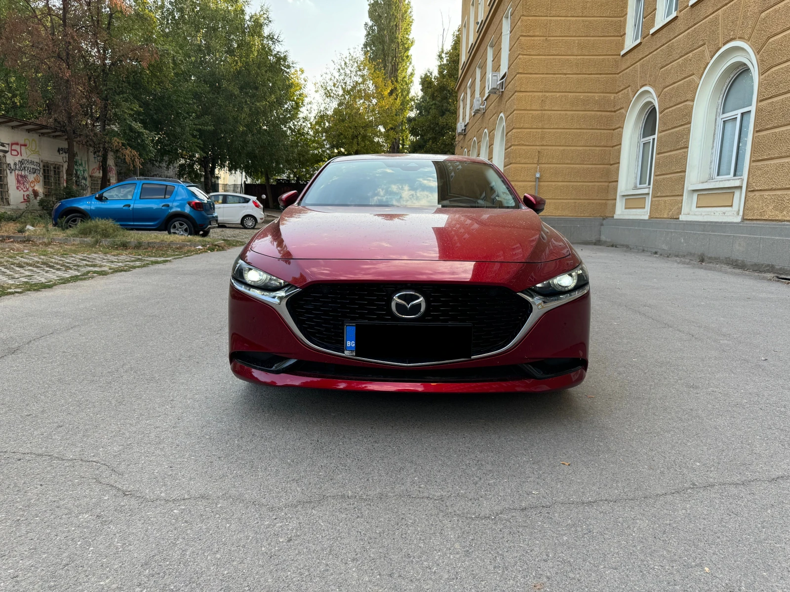 Mazda 3 SKYACTIVE G 2.0 Hybrid - изображение 8