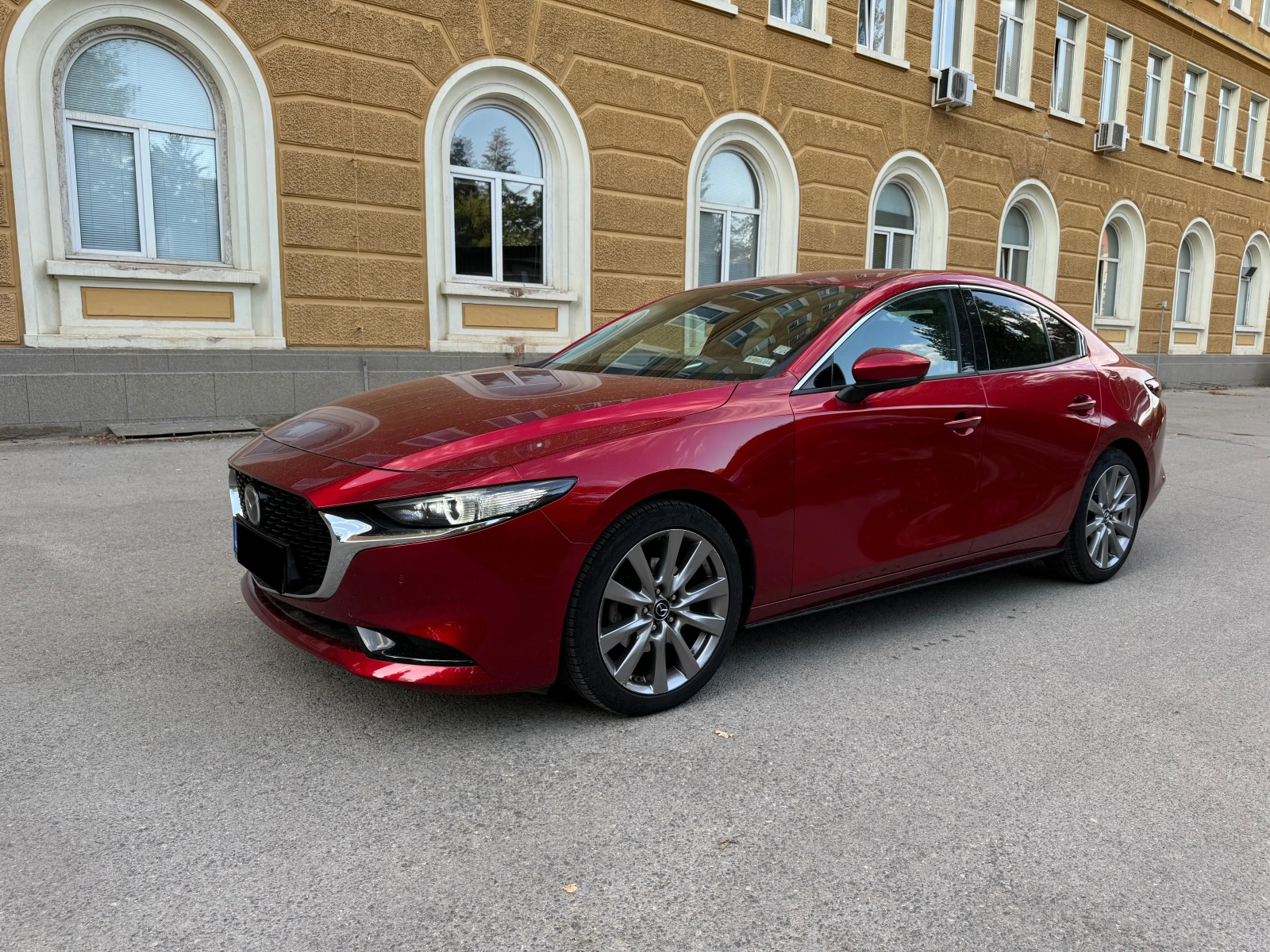 Mazda 3 SKYACTIVE G 2.0 Hybrid - изображение 4