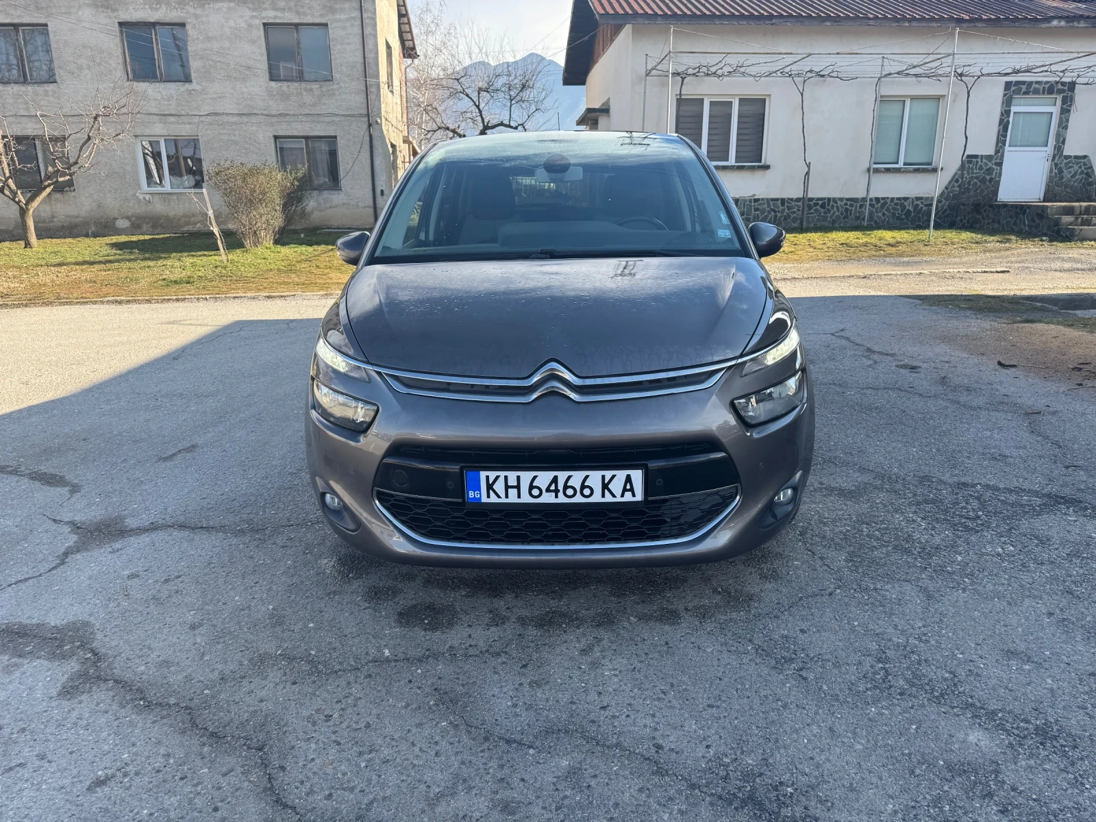 Citroen C4 Picasso 1.6 blue HDI Euro 6 - изображение 8