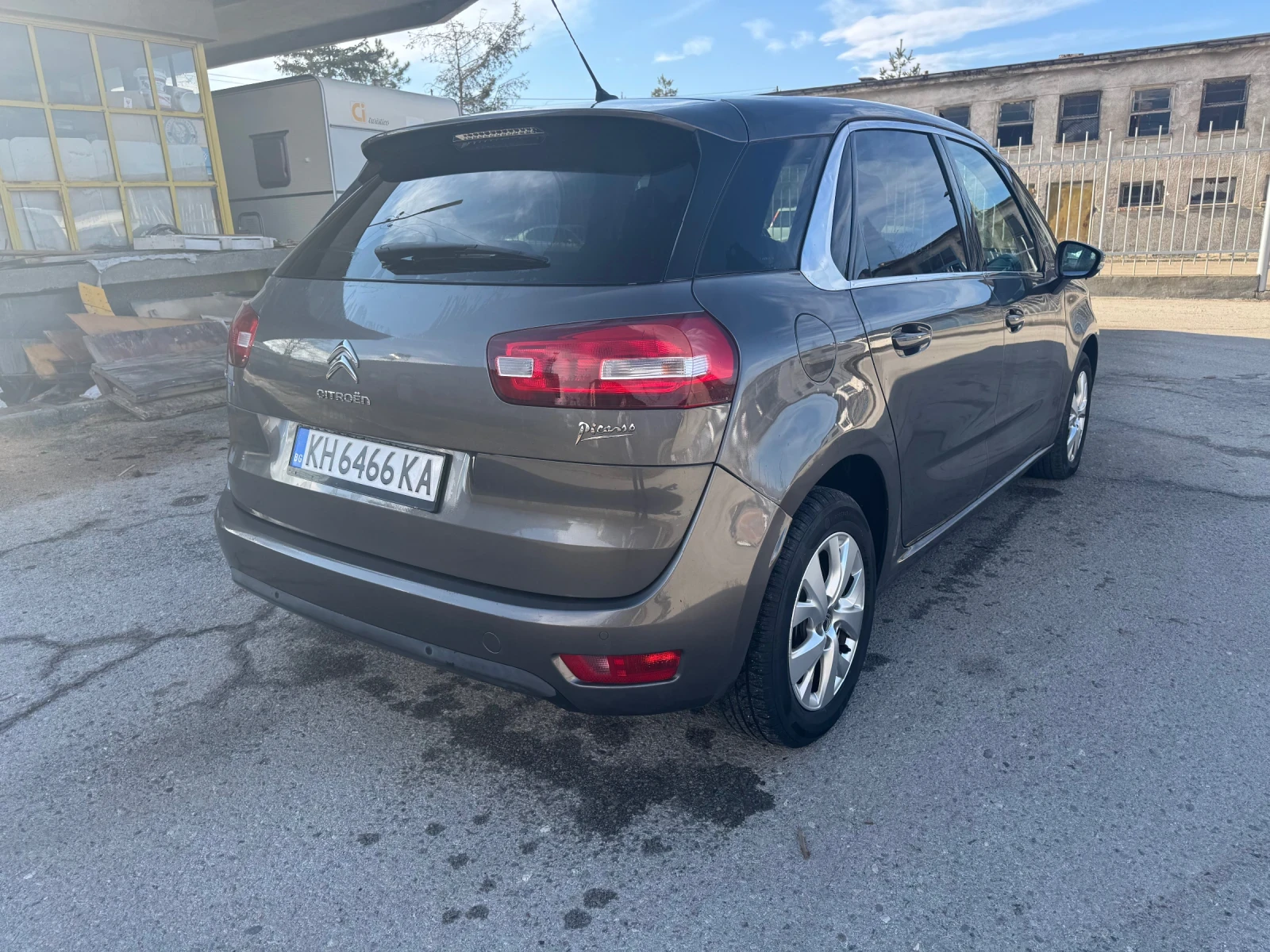 Citroen C4 Picasso 1.6 blue HDI Euro 6 - изображение 5