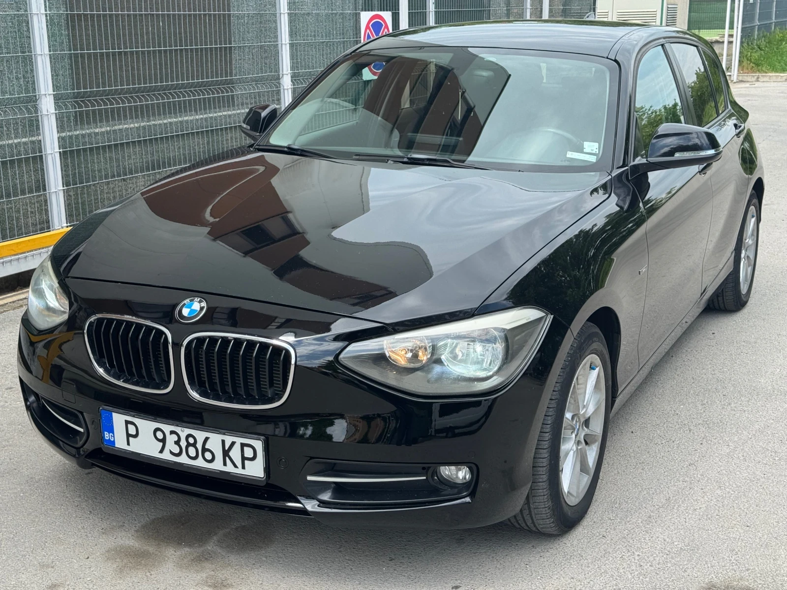 BMW 118 2000-143 спорт пакет нави - изображение 3