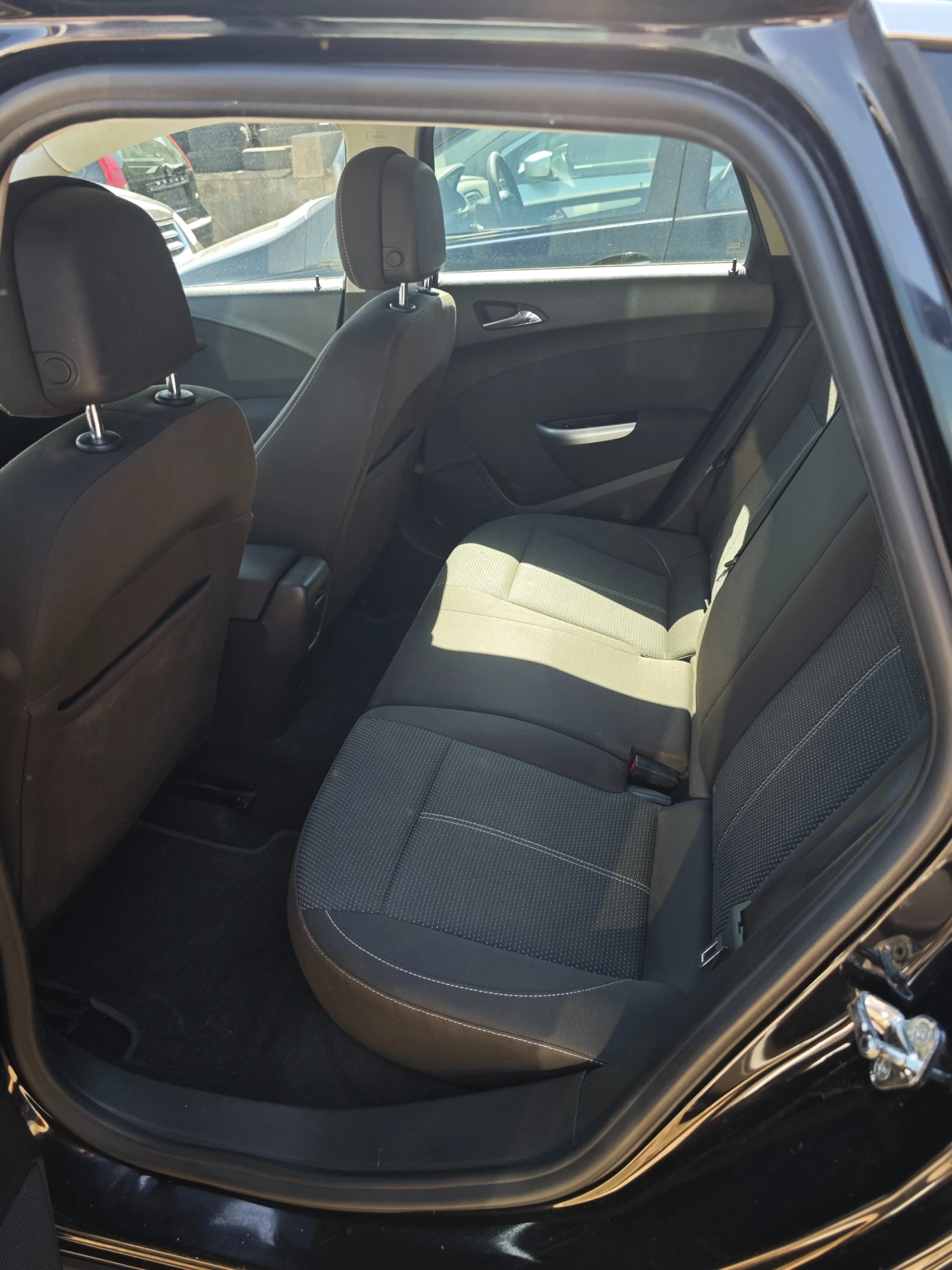 Opel Astra 2.0CDTI - изображение 7
