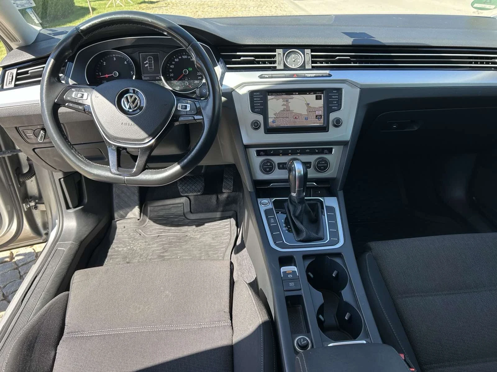 VW Passat  - изображение 4