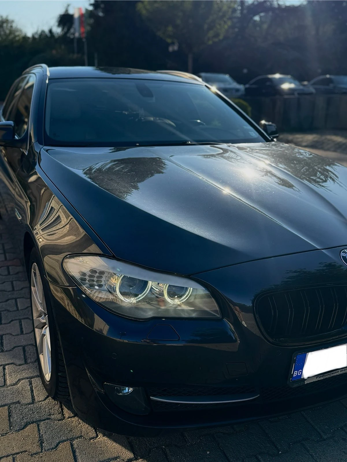 BMW 520 Обслужена* Голяма Навигация* Пера* Кожа - изображение 4