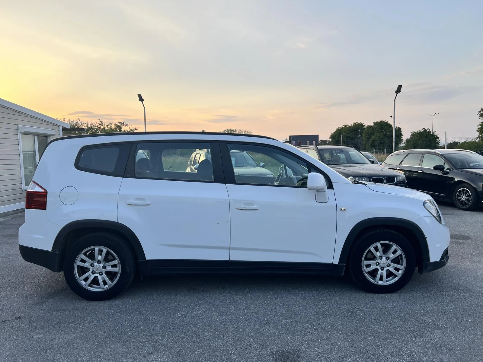 Chevrolet Orlando 2.0d 7МЕСТА - изображение 2