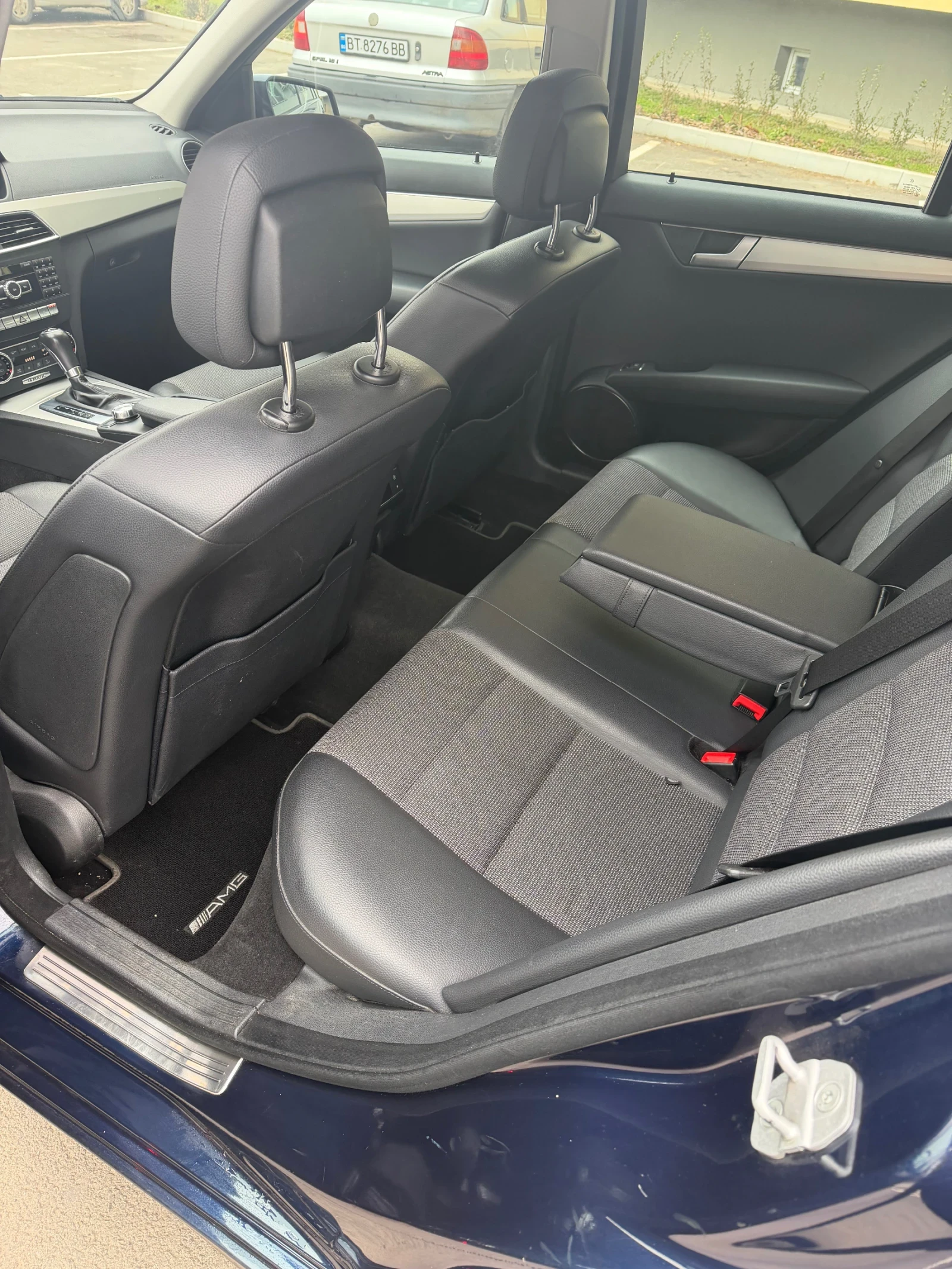 Mercedes-Benz C 300 4-MATIC DISTRONIC AUTO HOLD МЪРТВИ ТОЧКИ, снимка 17 - Автомобили и джипове - 53729014