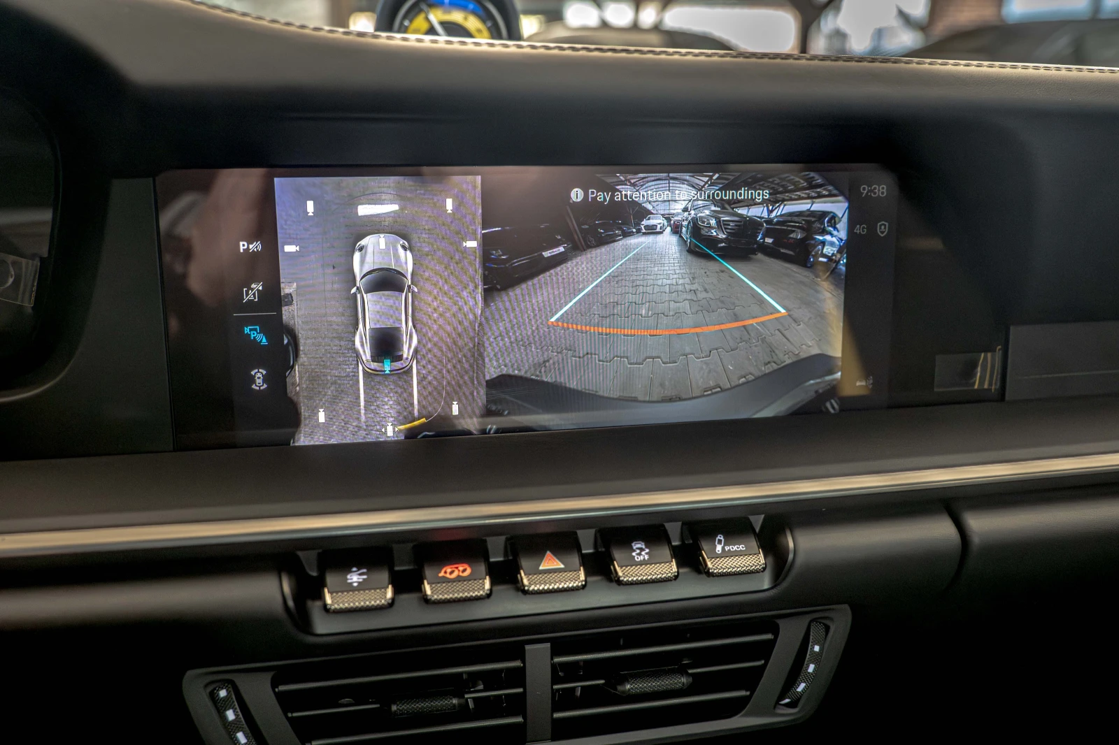 Porsche 911 Turbo S Hybrid/PDCC/PCCB/PDK/PDLS+ /Камера 360/Bur, снимка 13 - Автомобили и джипове - 53829606