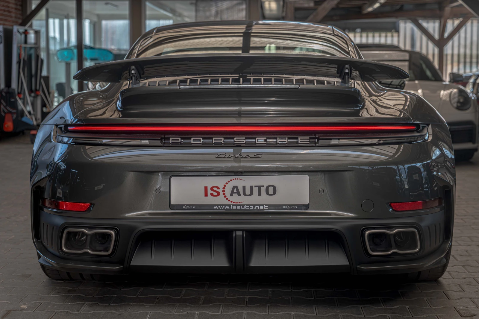 Porsche 911 Turbo S Hybrid/PDCC/PCCB/PDK/PDLS+ /Камера 360/Bur, снимка 4 - Автомобили и джипове - 53829606