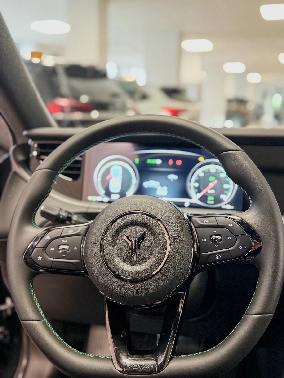 Voyah Free Rev 318, снимка 10 - Автомобили и джипове - 54005429