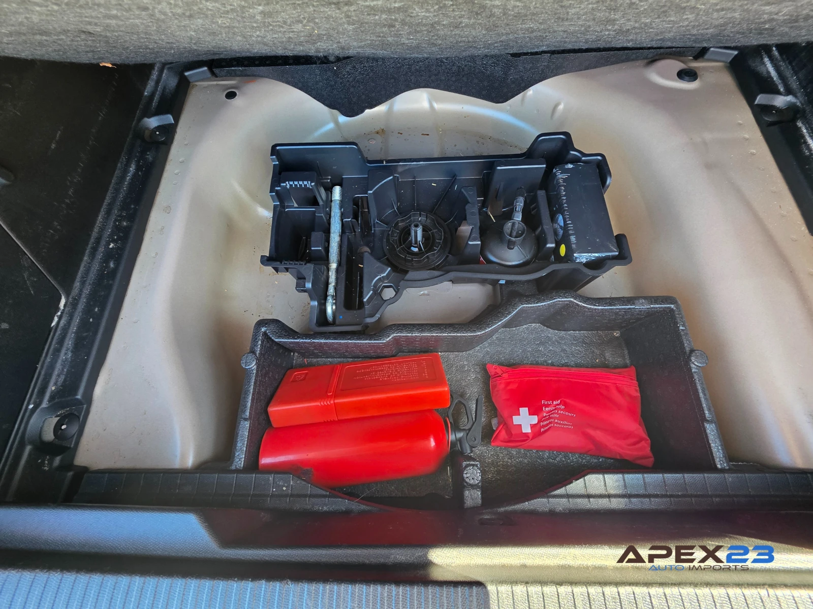 Peugeot 2008 GT line, keyless, i-Cockpit, 360, Diesel, снимка 16 - Автомобили и джипове - 54124455