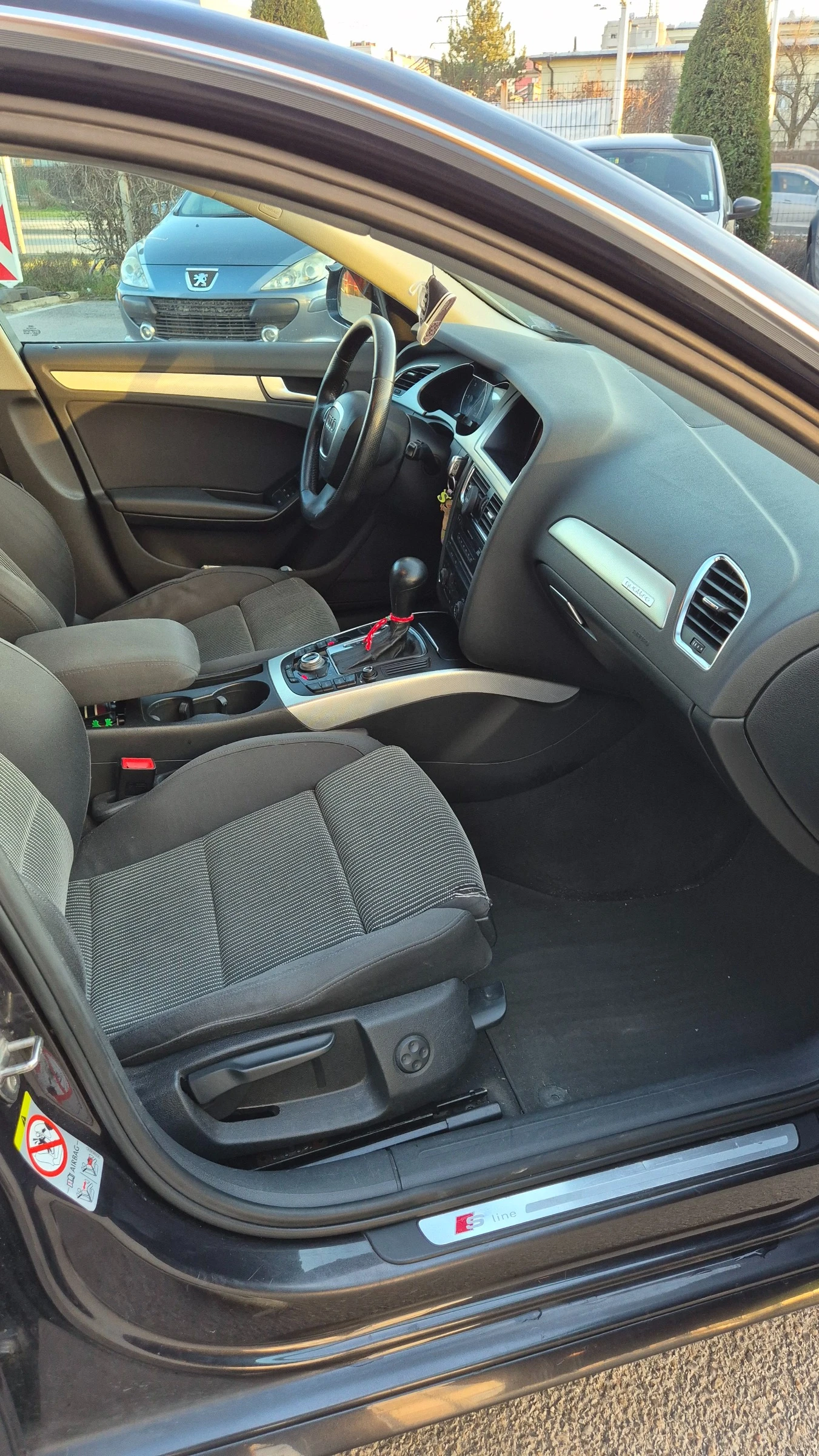 Audi A4 3.0 TDI, снимка 11 - Автомобили и джипове - 54214908