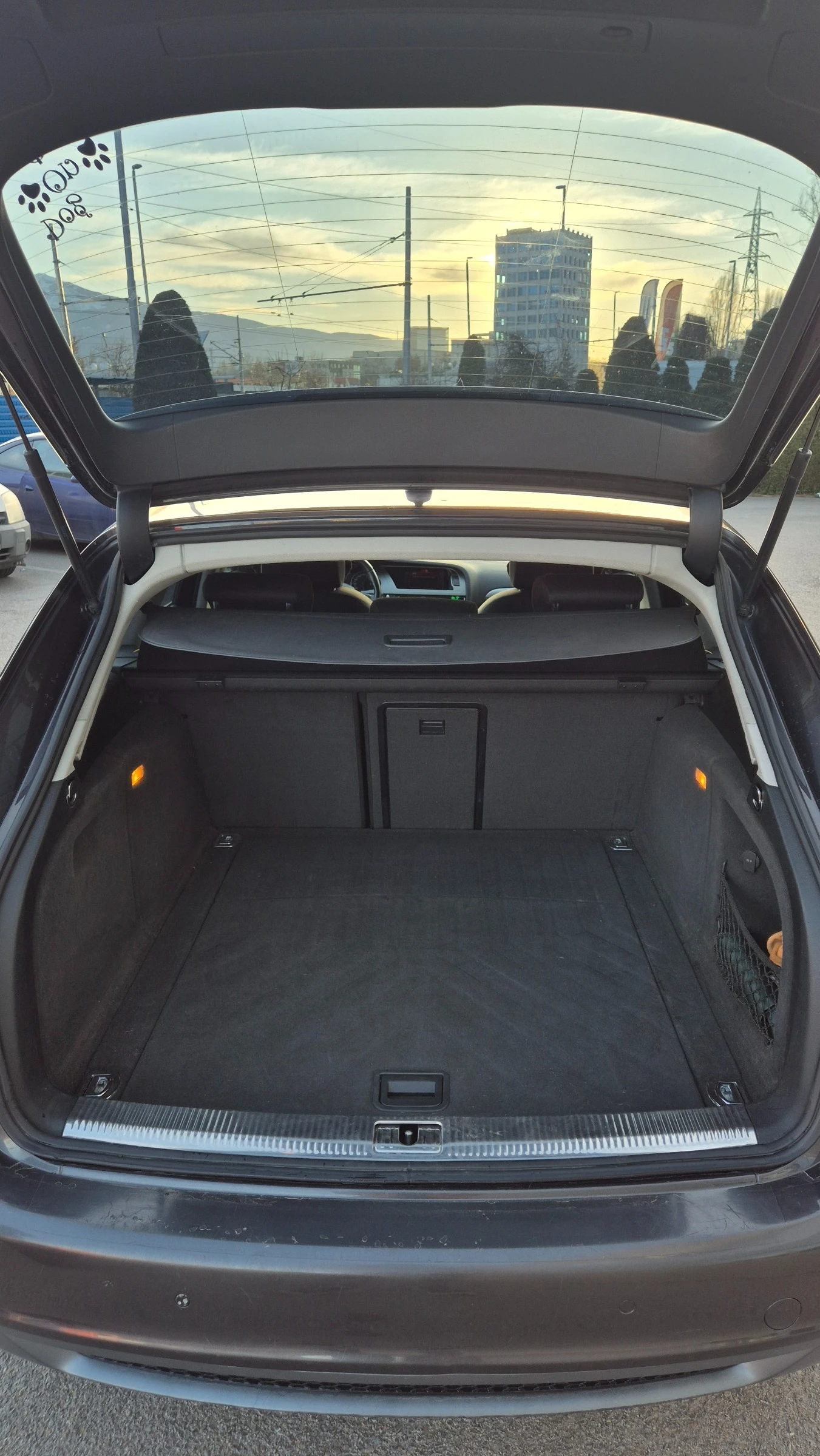 Audi A4 3.0 TDI, снимка 13 - Автомобили и джипове - 54214908