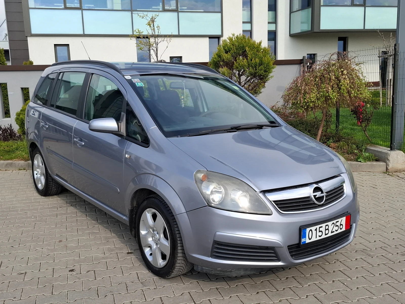 Opel Zafira 1.9CDTI* (120кс)* FACELIFТ* 7-МЕСТА* HOB BHOC* , снимка 9 - Автомобили и джипове - 54234092