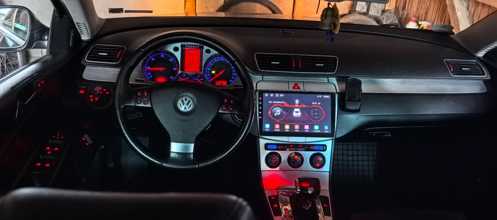 VW Passat, снимка 11 - Автомобили и джипове - 54271665
