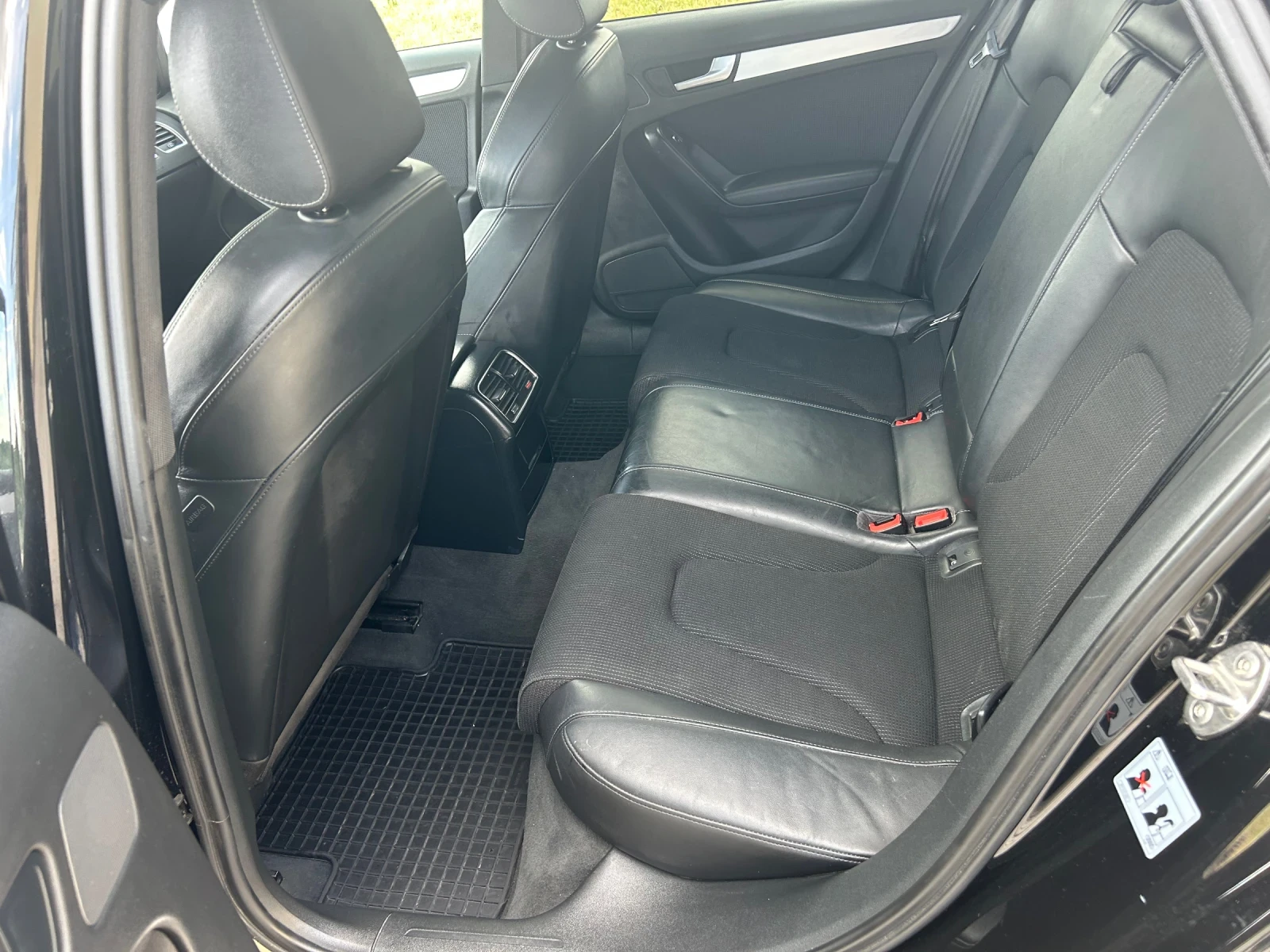 Audi A4 2.00 TDI S-Line, снимка 11 - Автомобили и джипове - 54609268