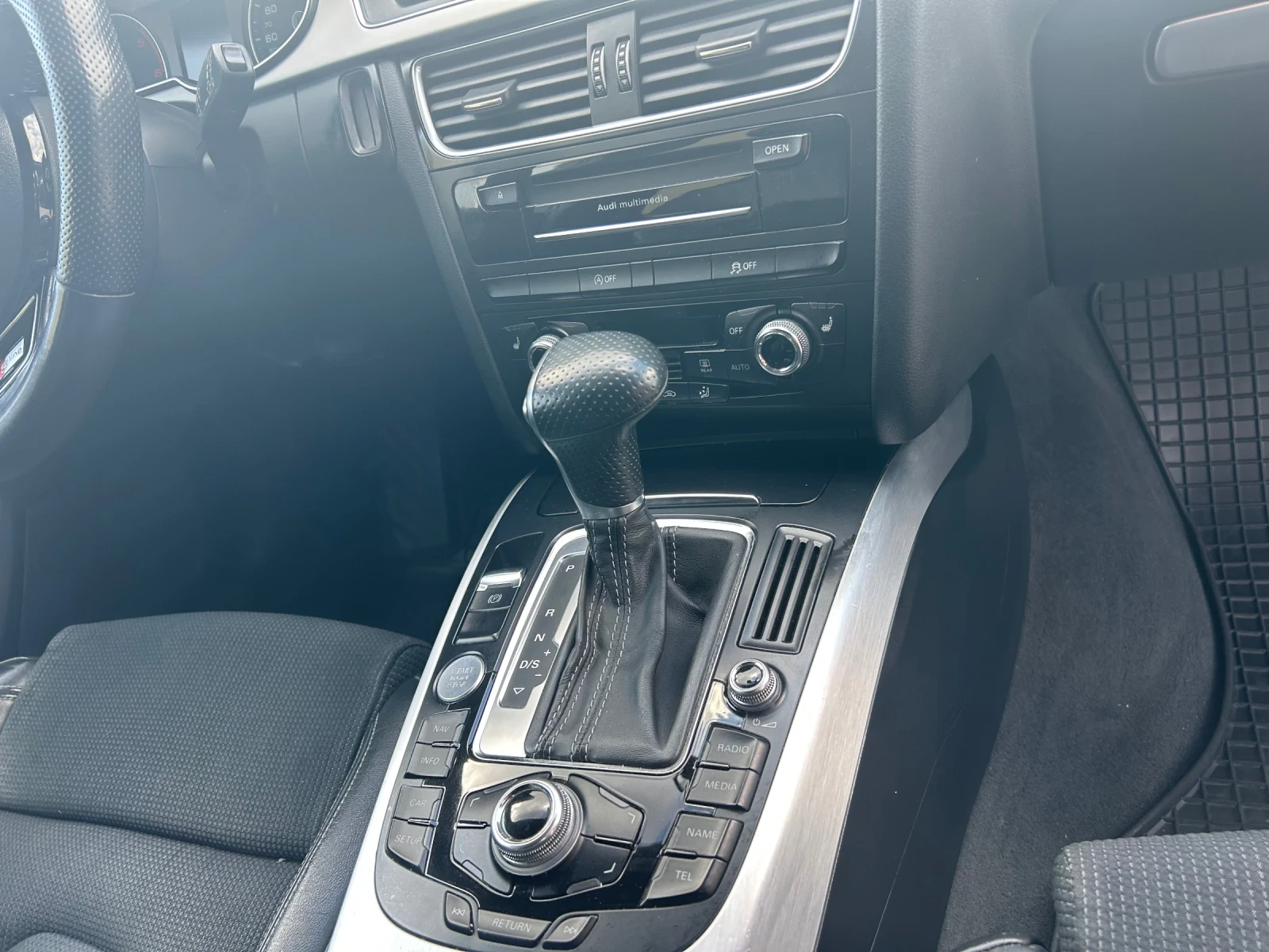 Audi A4 2.00 TDI S-Line, снимка 12 - Автомобили и джипове - 54609268