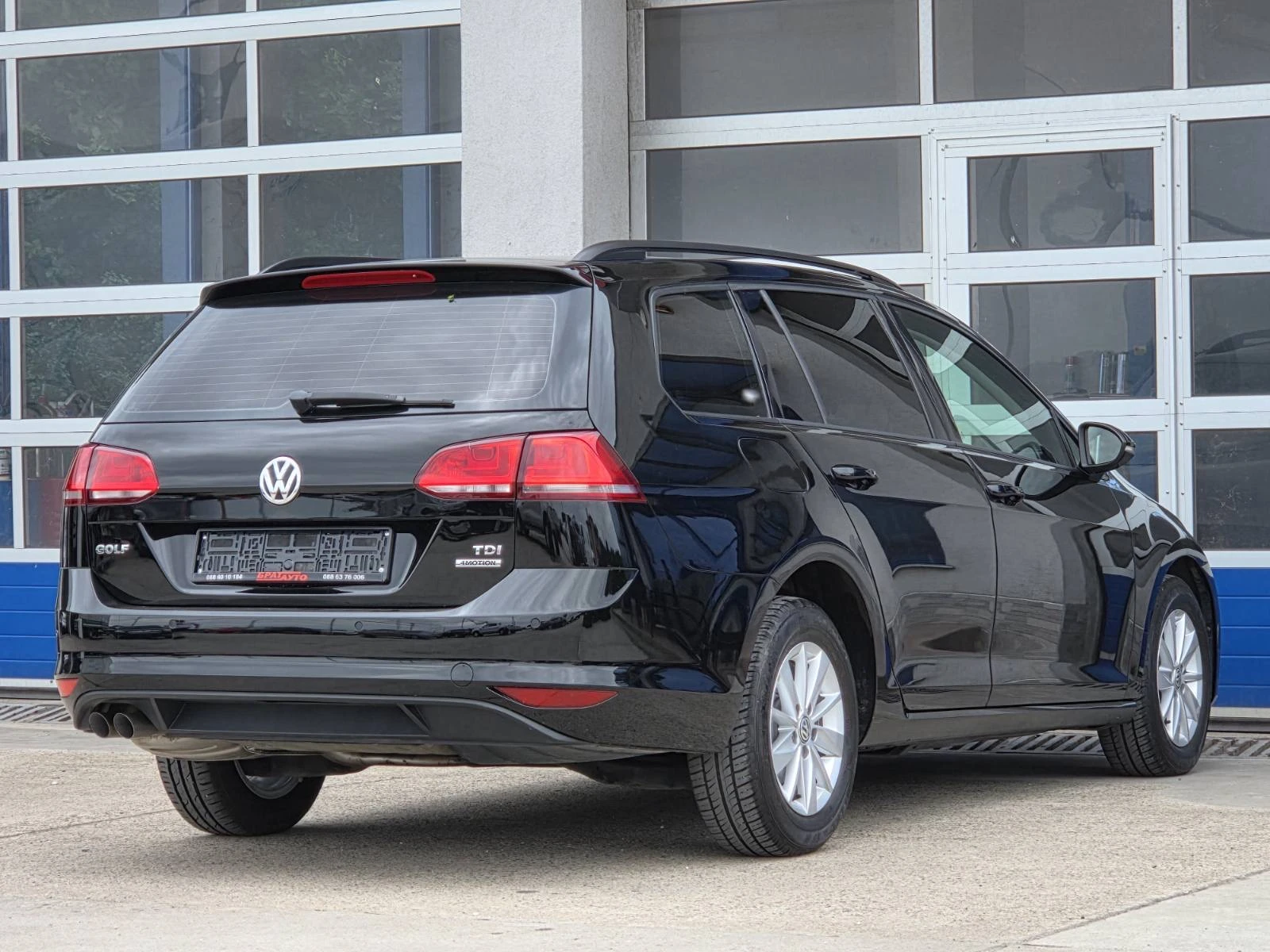 VW Golf 7 TDI/6 СКОРОСТИ/4-MOTION, снимка 3 - Автомобили и джипове - 54635399