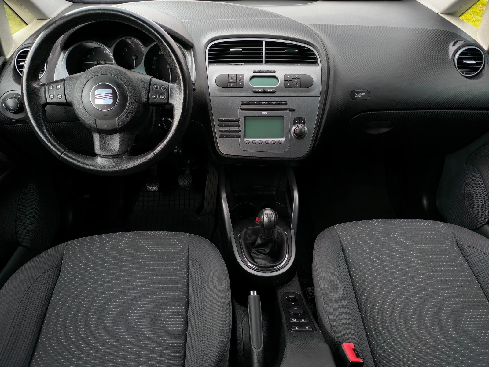 Seat Altea XL-1.9TDI-105кс-КЛИМАТРОНИК-ТОП СЪСТОЯНИЕ !!!, снимка 13 - Автомобили и джипове - 54644921