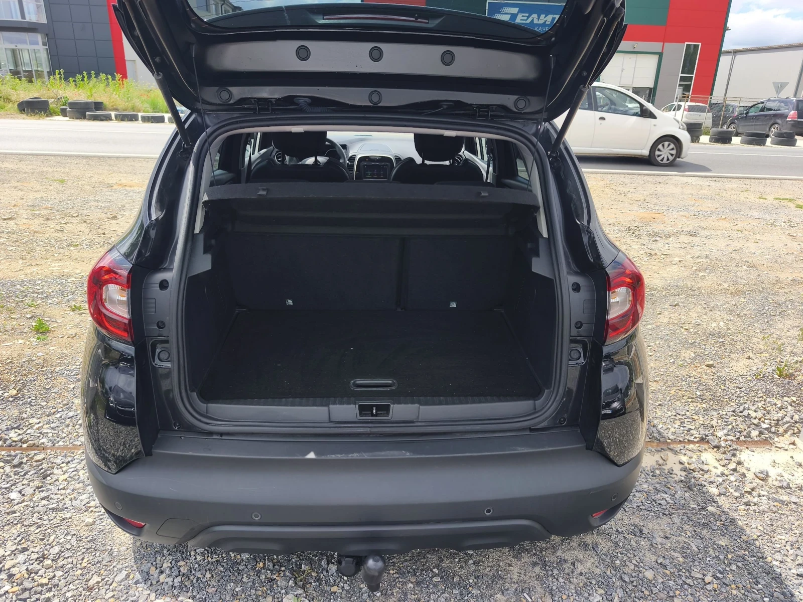 Renault Captur Automatic facelift , снимка 7 - Автомобили и джипове - 54650010
