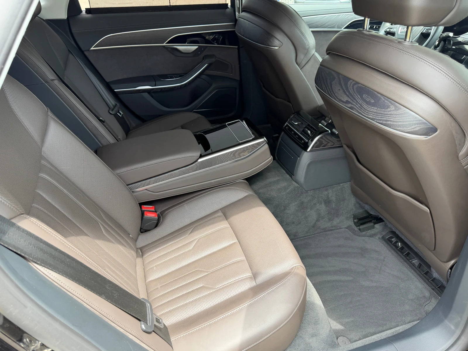 Audi A8 Audi A8 6.0 TFSIe FACELIFT Long Plug-in Hybrid, снимка 10 - Автомобили и джипове - 54883599