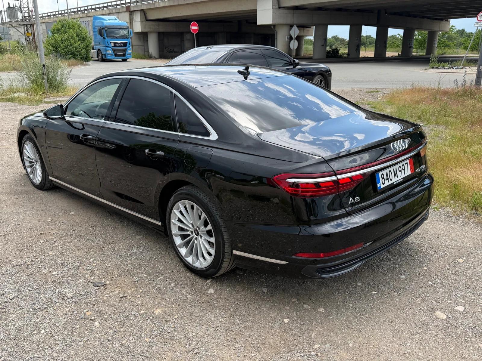 Audi A8 Audi A8 6.0 TFSIe FACELIFT Long Plug-in Hybrid, снимка 5 - Автомобили и джипове - 54883599