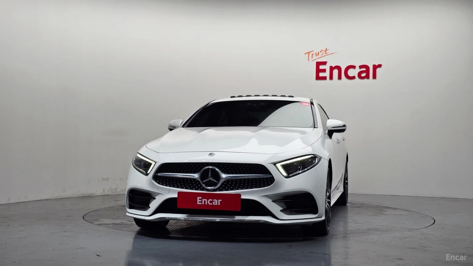 Mercedes-Benz CLS 450 4MATIC* AMG-LINE* DISTRONIC* 360* ОБДУХВАНЕ* , снимка 2 - Автомобили и джипове - 55612393