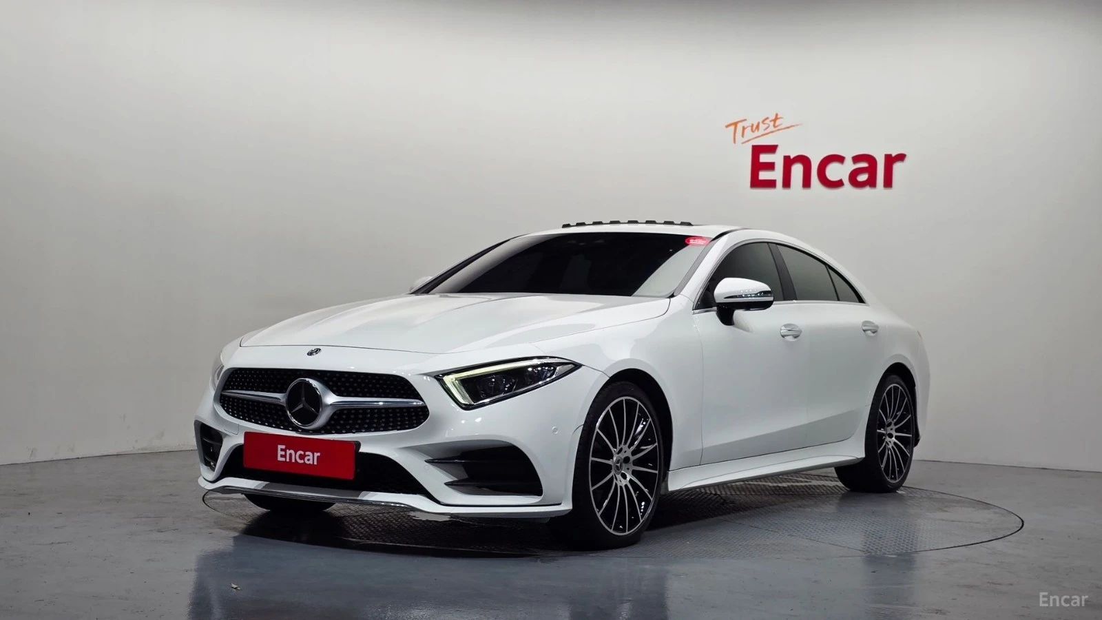 Mercedes-Benz CLS 450 4MATIC* AMG-LINE* DISTRONIC* 360* ОБДУХВАНЕ* 