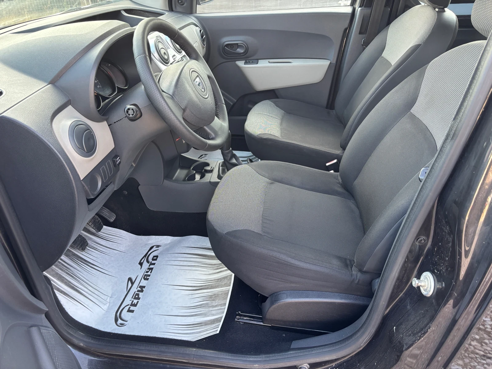 Dacia Dokker 1.6 I + GPL, снимка 10 - Автомобили и джипове - 55851311