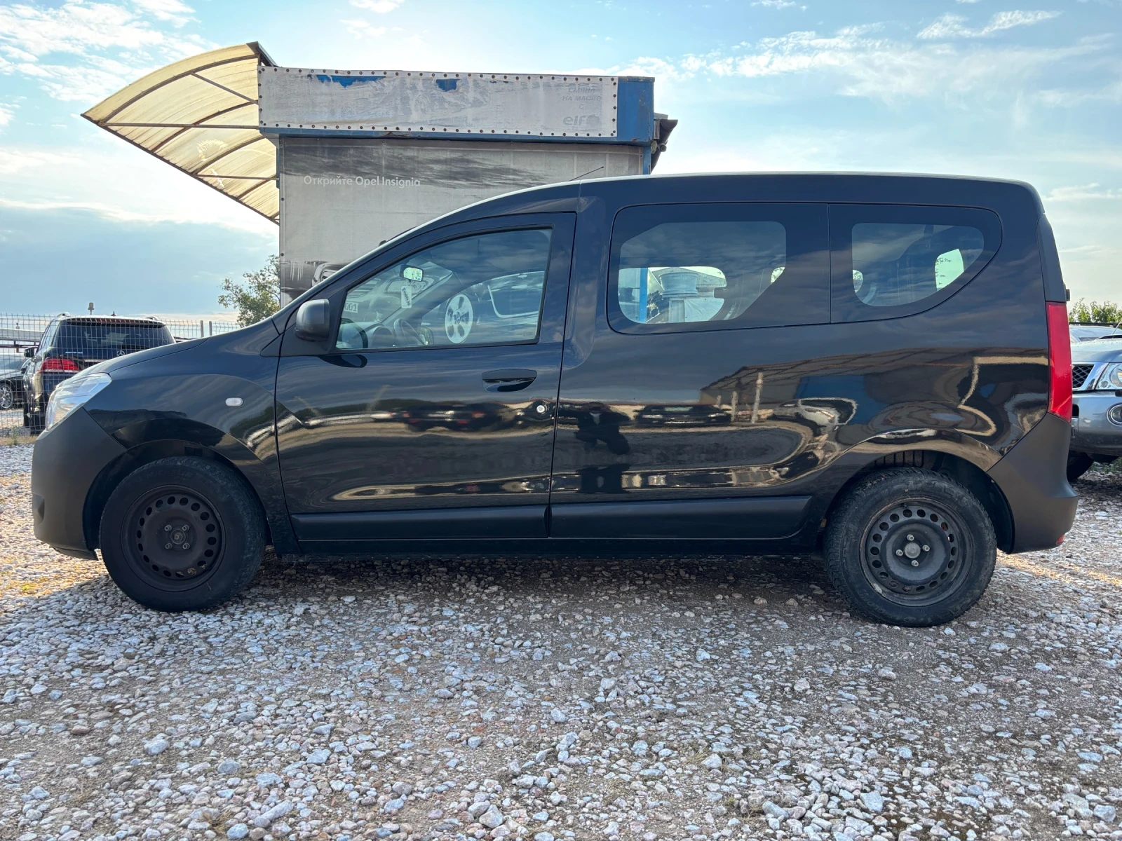 Dacia Dokker 1.6 I + GPL, снимка 3 - Автомобили и джипове - 55851311