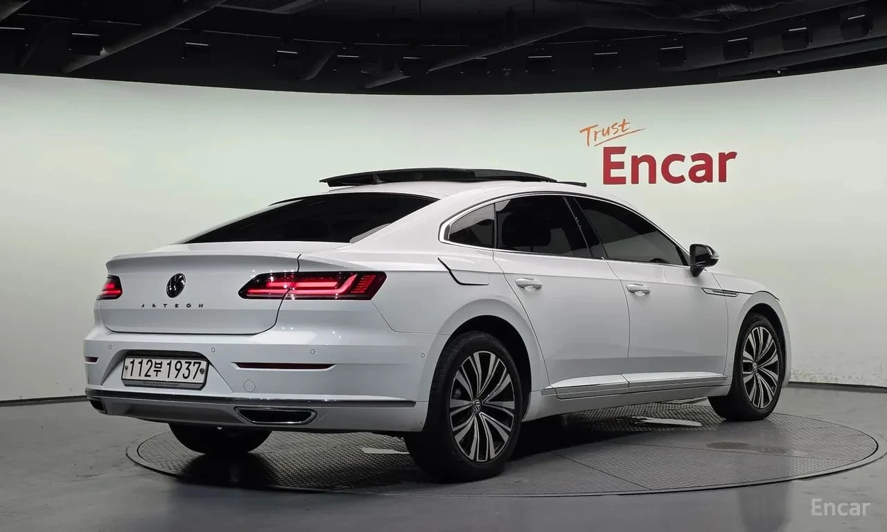 VW Arteon 2.0 TDI Premium | АВТОФИНАНСИРАНЕ, снимка 2 - Автомобили и джипове - 55925257
