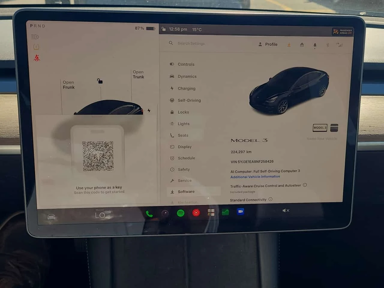 Tesla Model 3 * STANDARD RANGE * KEYLESS * ПАМЕТ * ПОДГРЕВ * , снимка 9 - Автомобили и джипове - 56481153