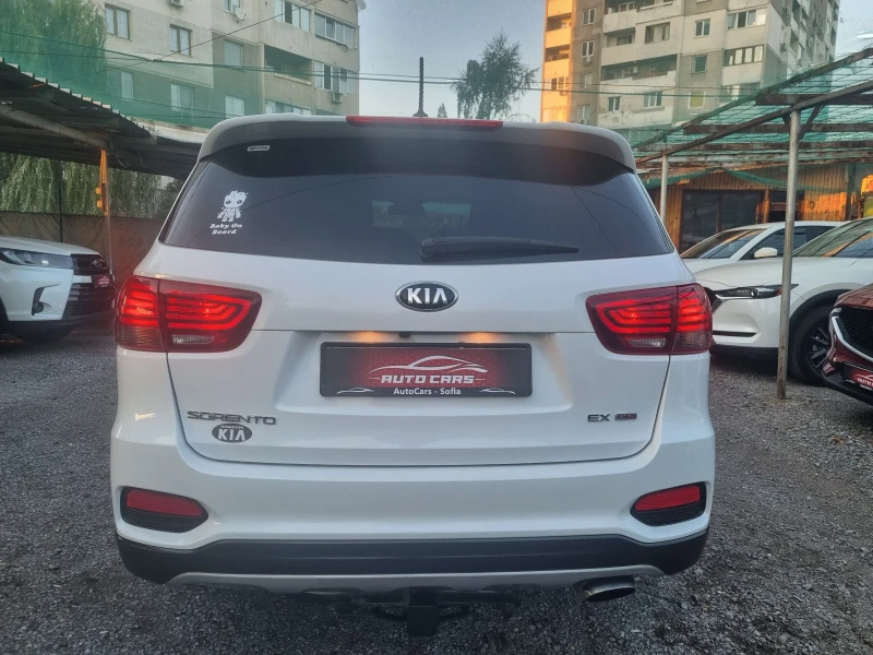 Kia Sorento 2.4 GDI* 6+ 1, снимка 5 - Автомобили и джипове - 47337638