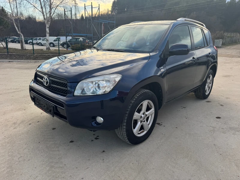 Toyota Rav4 d4d, снимка 3 - Автомобили и джипове - 48548519